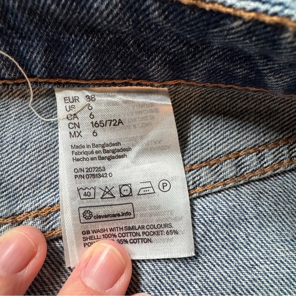 H&M Denim Blue Skirt with cut in front - Picture 5 of 9